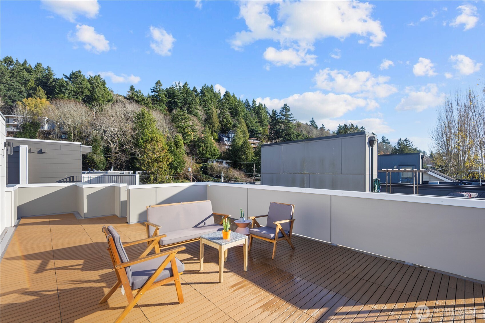 4121 B Chilberg Avenue Southwest Seattle, WA 98116 - Photo 27 of 29 a view of balcony and patio