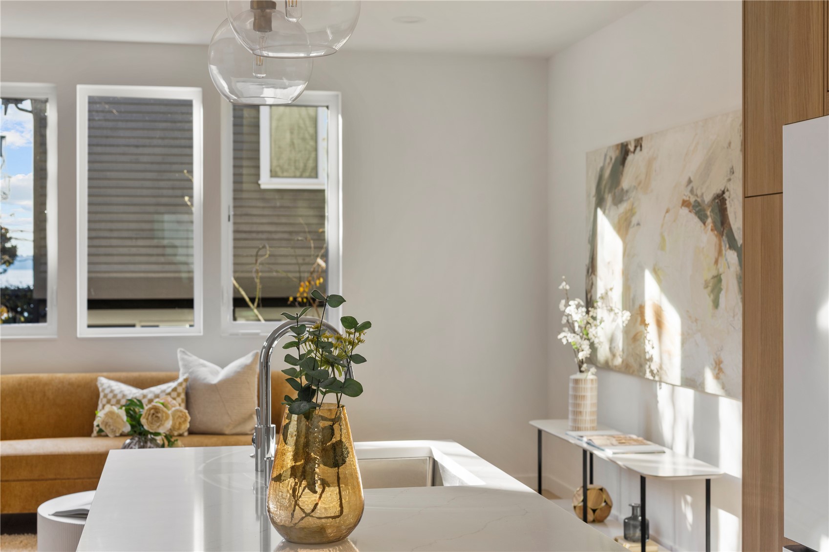 4121 B Chilberg Avenue Southwest Seattle, WA 98116 - Photo 8 of 29 a living room with furniture and a chandelier