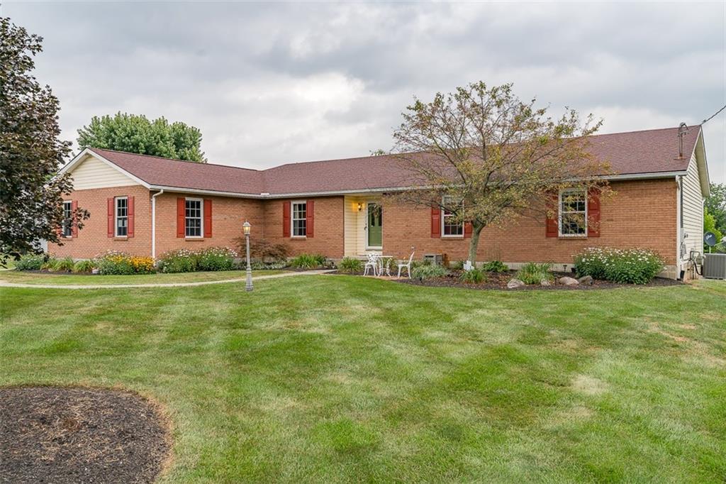 3788 Petre Road Springfield, OH 45502 - Photo 1 of 42