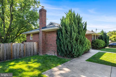 $899,900 | 2305 Peggy Lane, Silver Spring, MD 20910