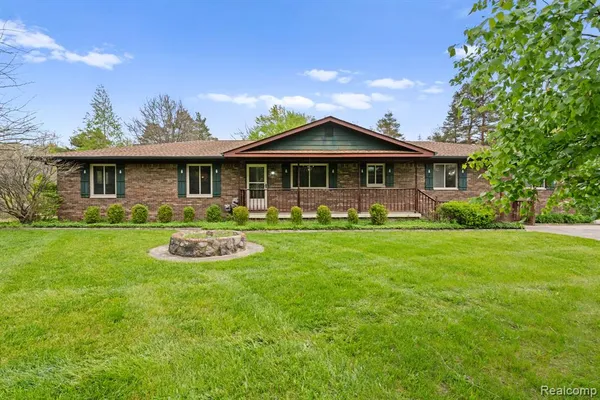 $699,000 | 7540 Dexter-Pinckney Road, Dexter, MI 48130