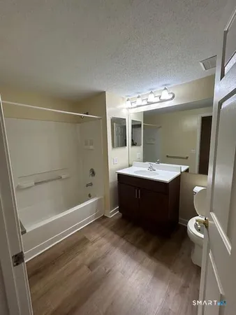 $2,757 | 488 Bedford Street, Unit 308, Stamford, CT 06901