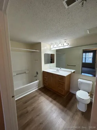 $2,757 | 488 Bedford Street, Unit 308, Stamford, CT 06901