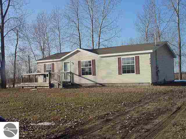 2591 School Road Alger, MI 48610 - Photo 1 of 9 1750229.JPG