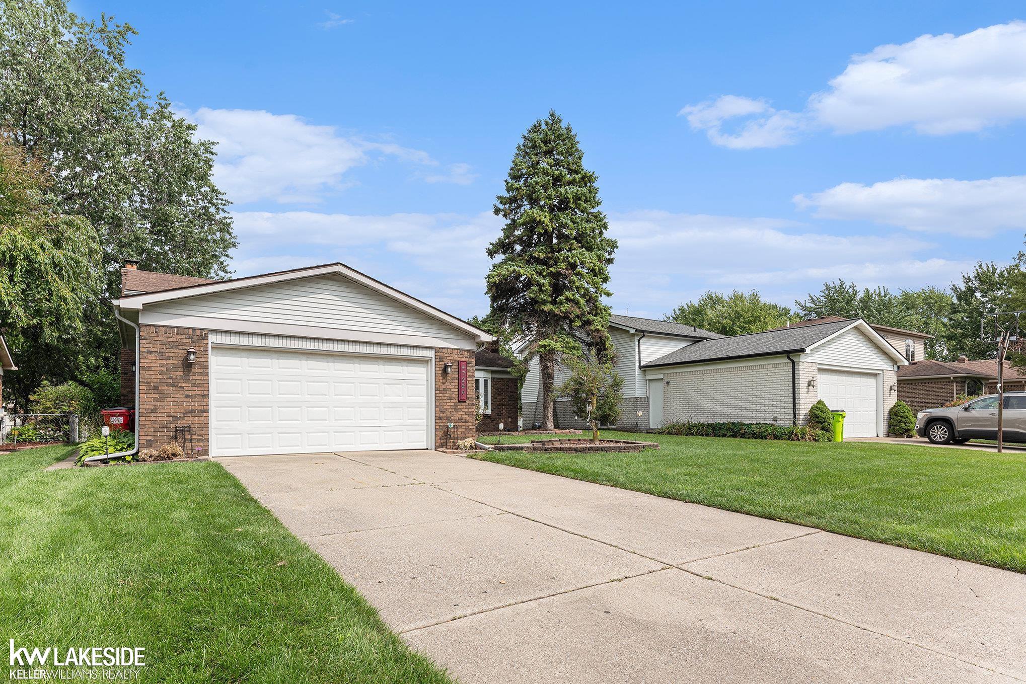 47230 Tilch Road Macomb, MI 48044 - Photo 2 of 28 50151056-ba8d0a5b-d729-49bb-ae11-f69571218083.JPG