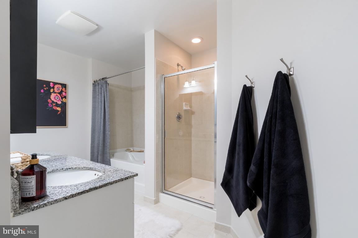 3650 South Glebe Road, Unit 242 Arlington, VA 22202 - Photo 22 of 36