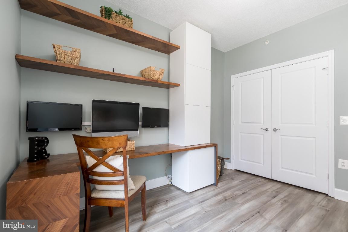 3650 South Glebe Road, Unit 242 Arlington, VA 22202 - Photo 25 of 36