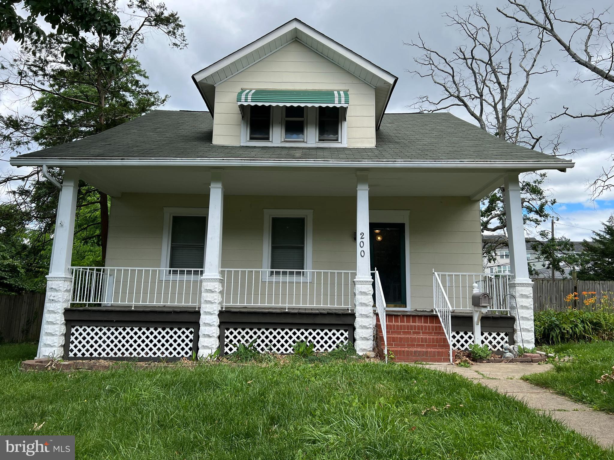 200 Mt De Sales Road Baltimore, MD 21229 - Photo 1 of 17