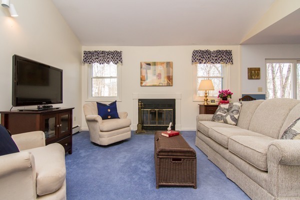 18 Stanley Road Medway, MA 02053 - Photo 7 of 30 Gallery Image 7