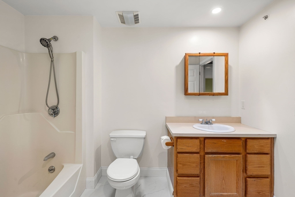 93 Kendrick Road Wakefield, MA 01880 - Photo 27 of 42 Gallery Image 27