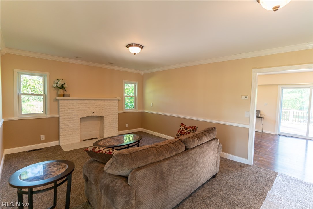 7679 Mayfield Road Chesterland, OH 44026 - Photo 7 of 31 Gallery Image 7