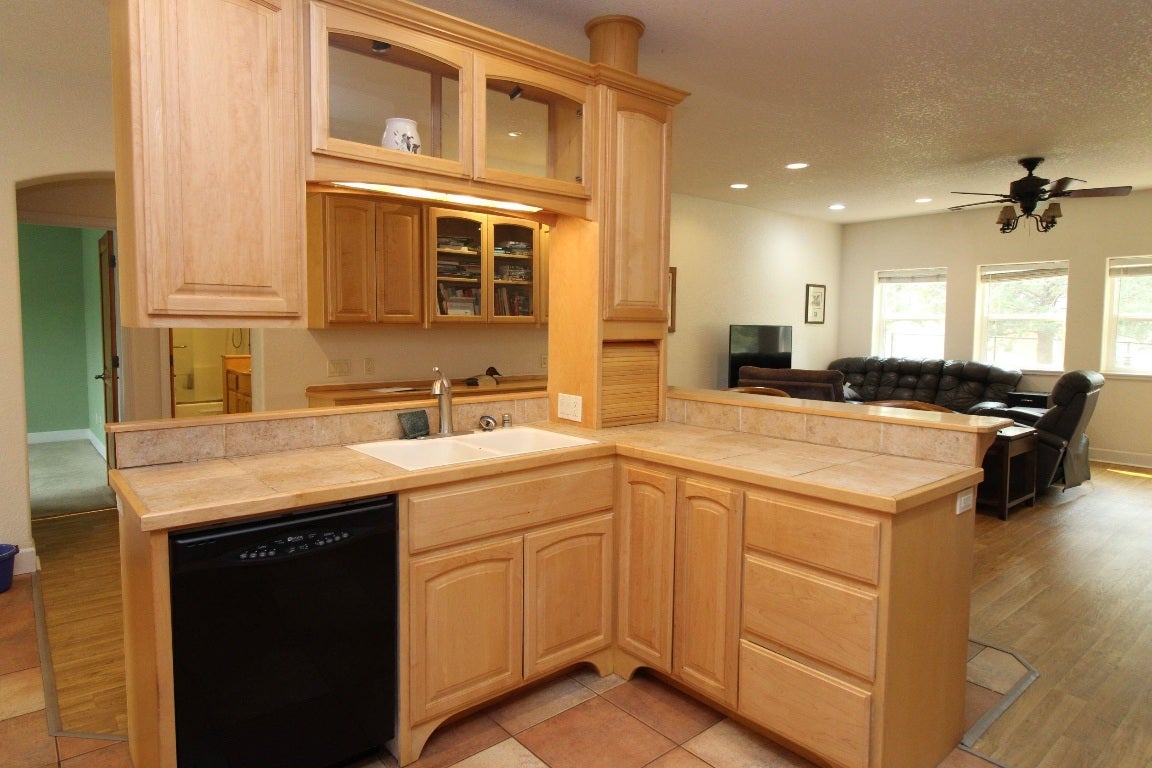 17025 Casper Road Weed, CA 96094 - Photo 5 of 22 Gallery Image 5