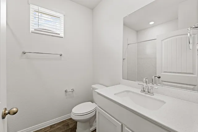 $2,200 | 411 Town Lk Bend, Kyle, TX 78640