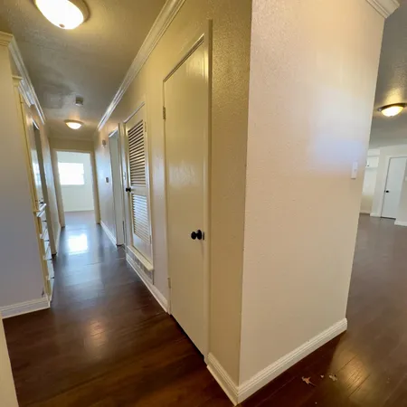$1,600 | 5411 9th Street, Lubbock, TX 79416