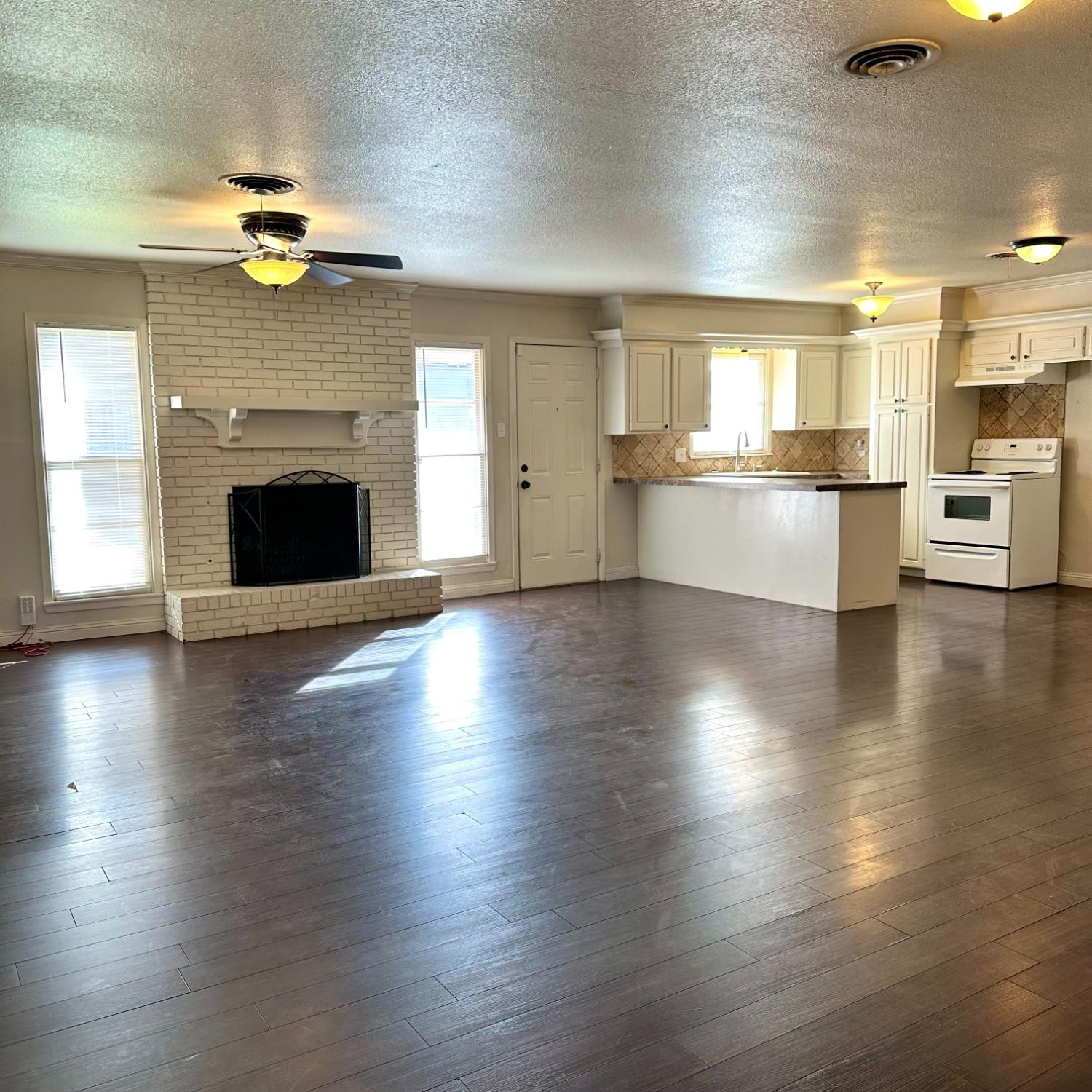 5411 9th Street Lubbock, TX 79416 - Photo 2 of 16 Photo 2