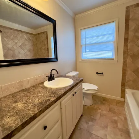 $1,600 | 5411 9th Street, Lubbock, TX 79416