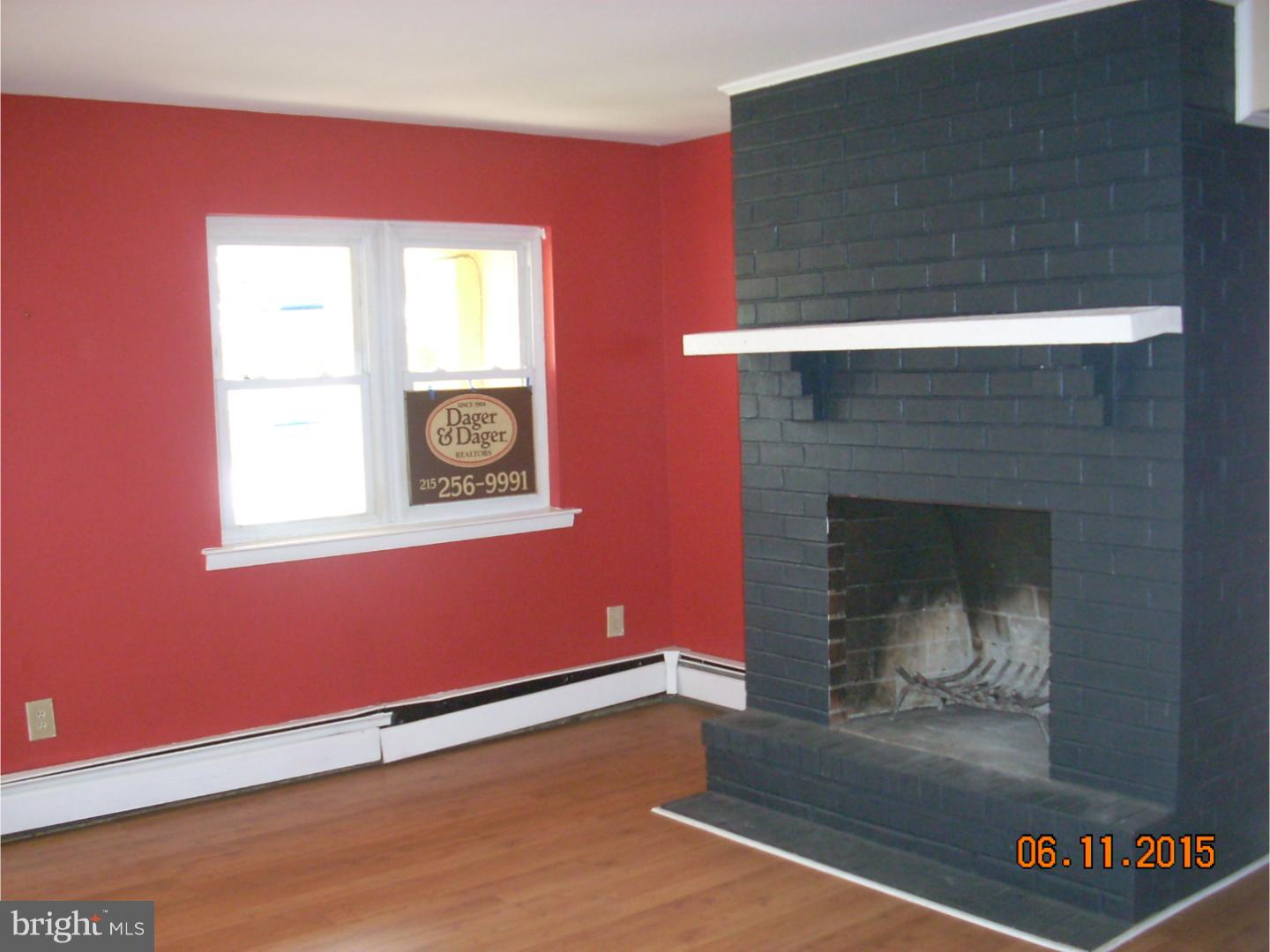 1902 Walnut Ridge Drive Pottstown, PA 19464 - Photo 2 of 5 Gallery Image 2