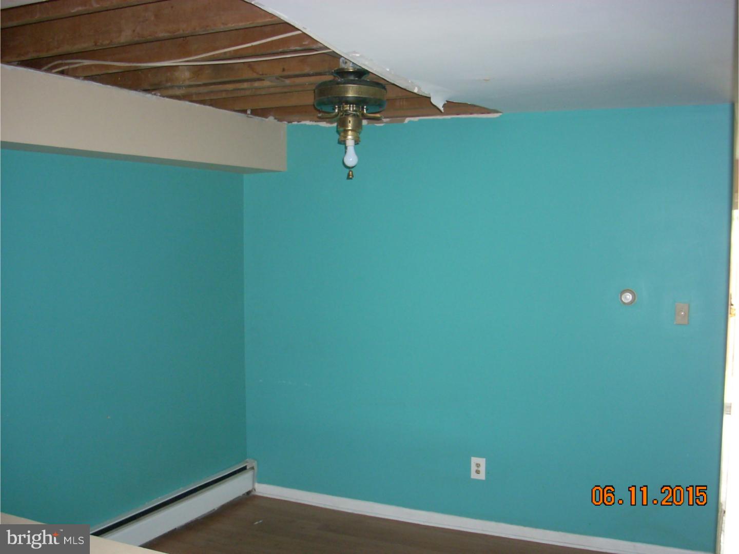 1902 Walnut Ridge Drive Pottstown, PA 19464 - Photo 4 of 5 Gallery Image 4
