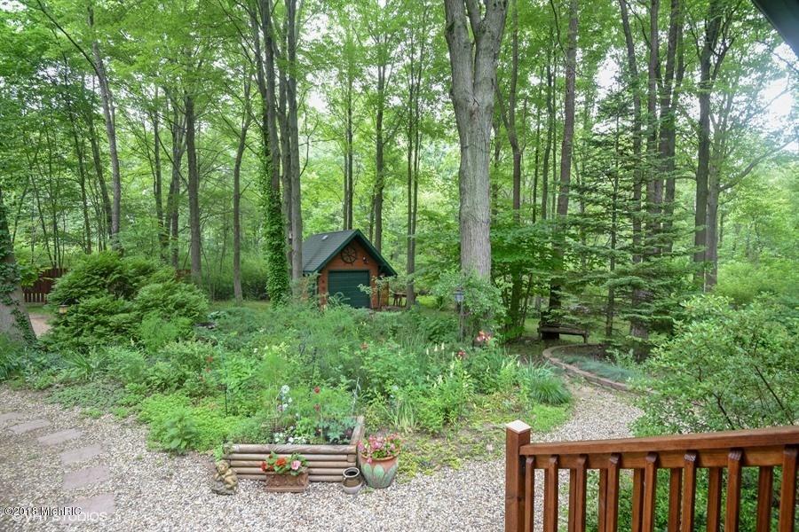 13189 Three Oaks Road Sawyer, MI 49125 - Photo 21 of 24 20180620130111476306000000-o