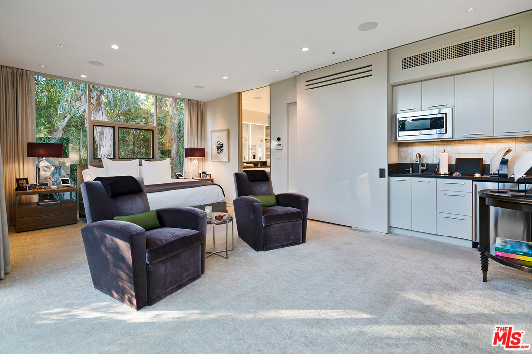 279 South Westgate Avenue Los Angeles, CA 90049 - Photo 27 of 36