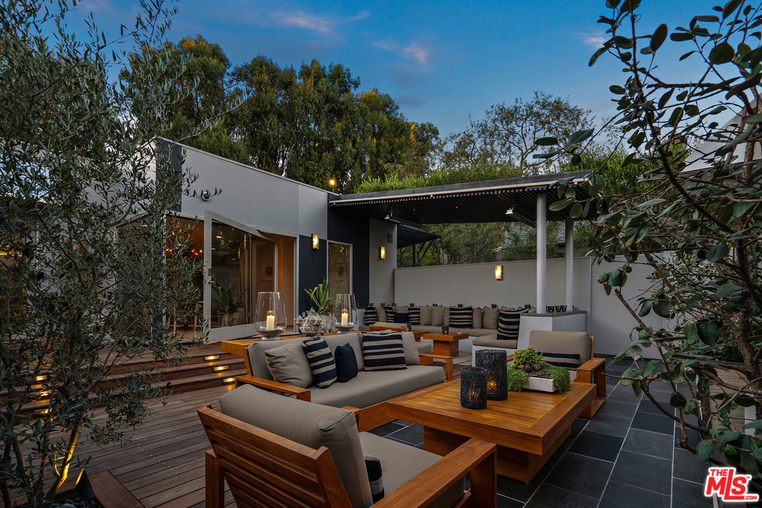 279 South Westgate Avenue Los Angeles, CA 90049 - Photo 36 of 36