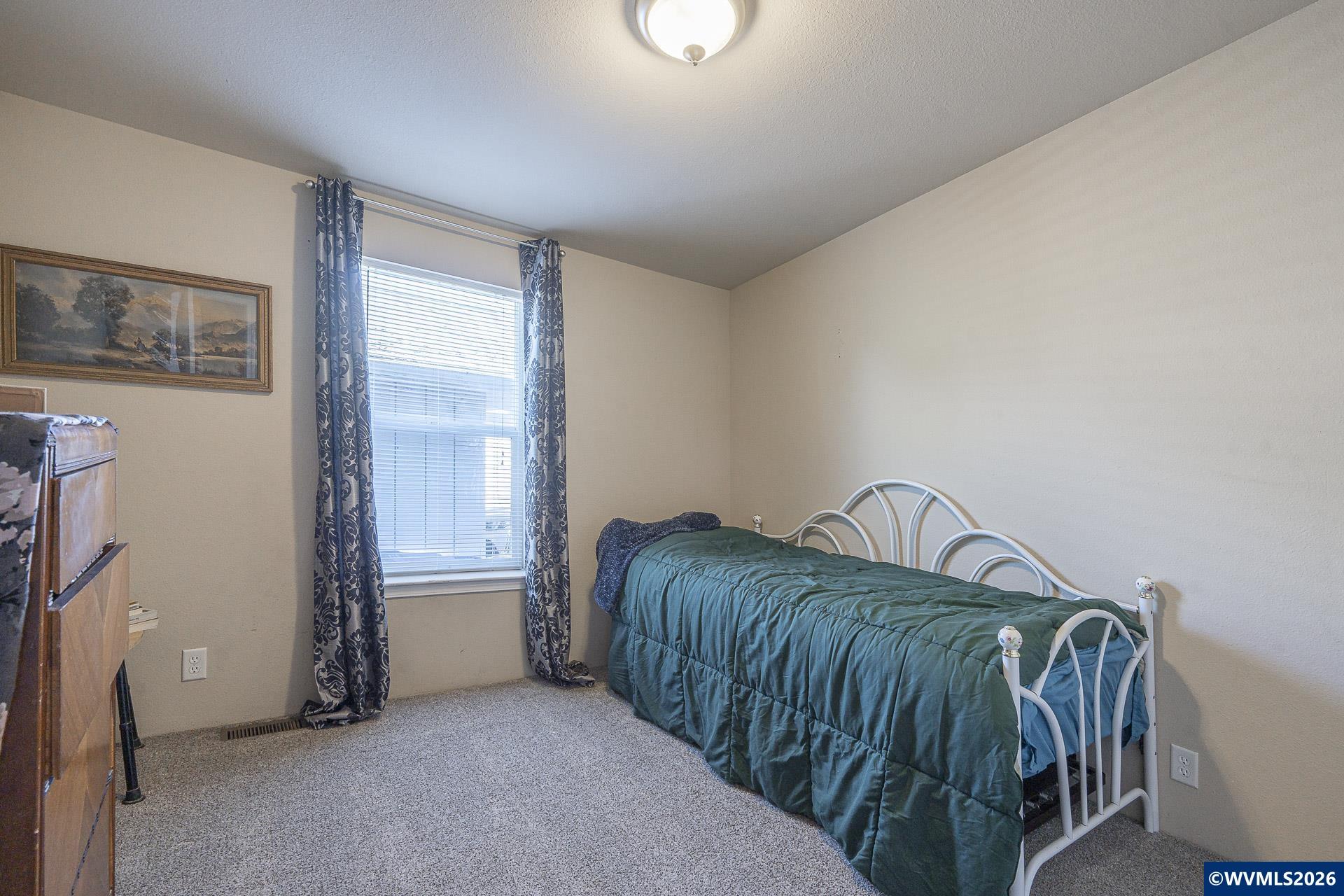 5422 Portland Road Northeast, Unit 130 Salem, OR 97305 - Photo 33 of 36