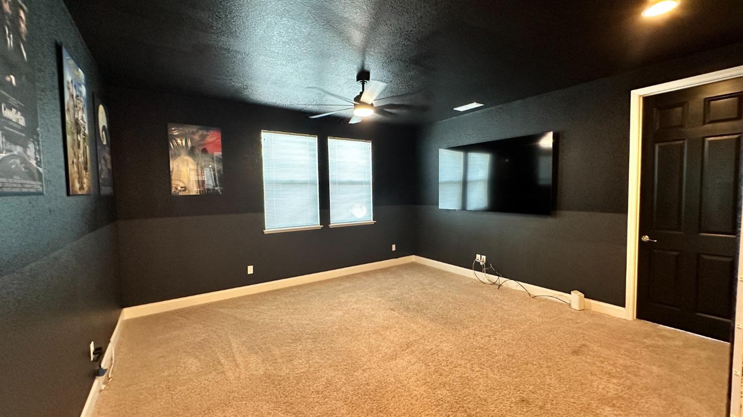 1040 Birch Run Way Manteca, CA 95336 - Photo 32 of 52 a view of an empty room with a window