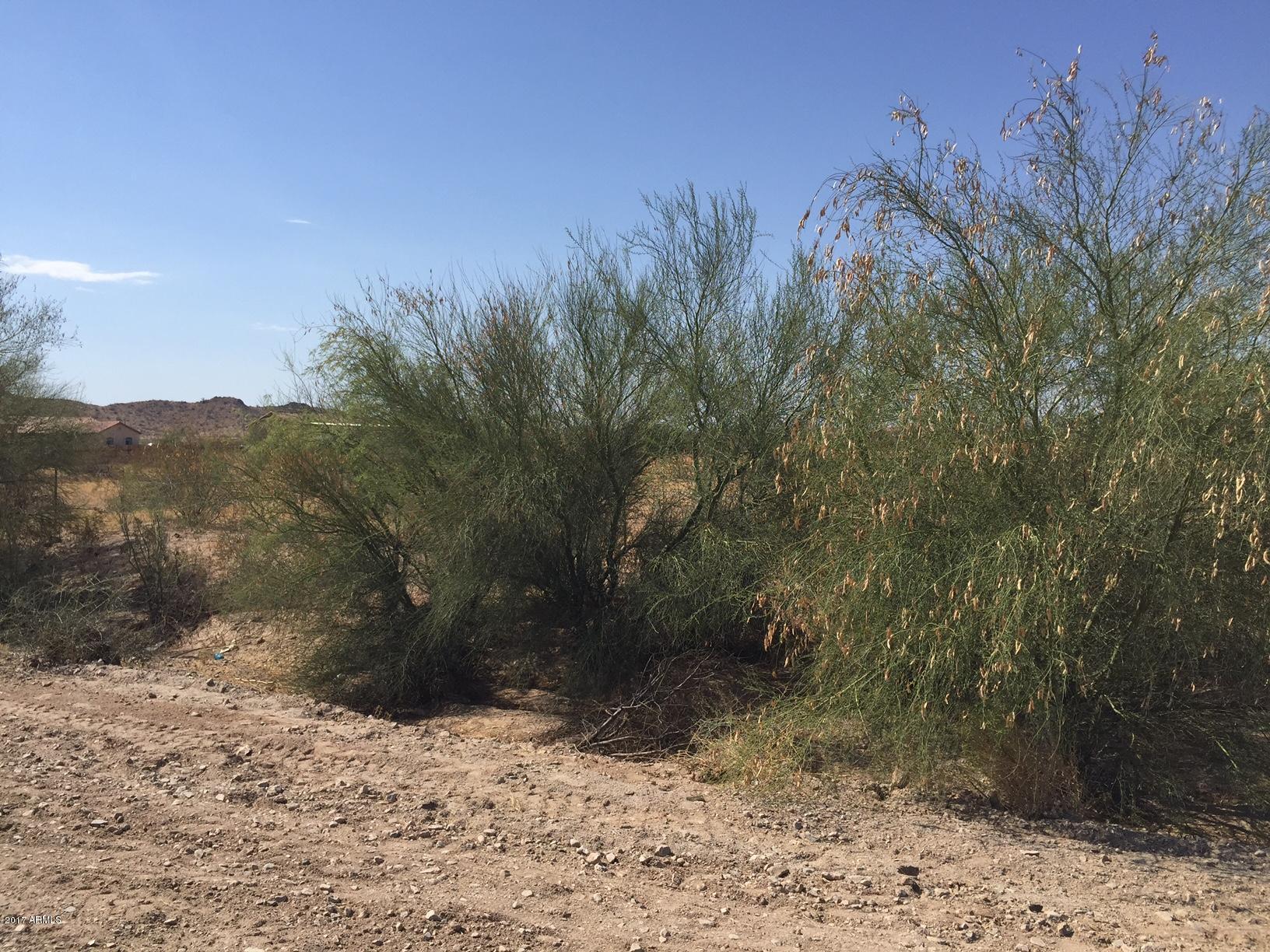 14010 South Tuthill Road, Unit 4 Buckeye, AZ 85326 - Photo 2 of 5 2