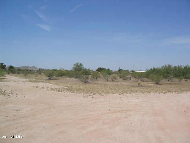 14010 South Tuthill Road, Unit 4 Buckeye, AZ 85326 - Photo 5 of 5 nice lot
