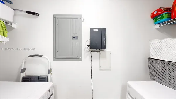 $3,500 | 19501 West Country Club Drive, Unit PH10, Aventura, FL 33180