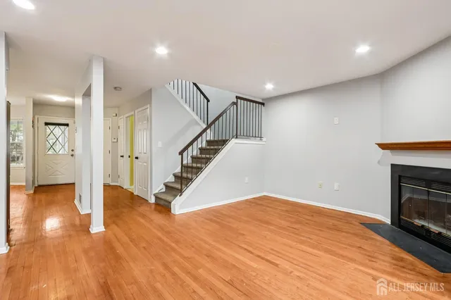 $549,900 | 44 Heather Court, Monmouth Junction, NJ 08852