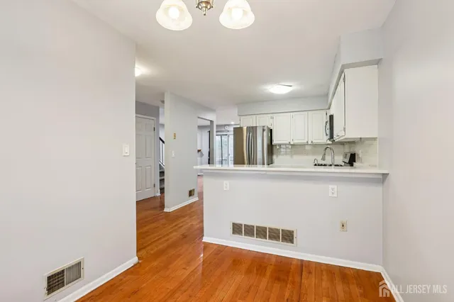 $549,900 | 44 Heather Court, Monmouth Junction, NJ 08852