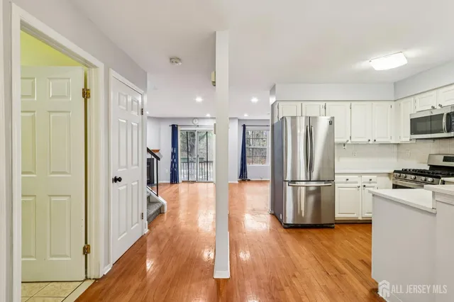 $549,900 | 44 Heather Court, Monmouth Junction, NJ 08852