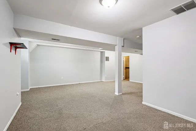 $549,900 | 44 Heather Court, Monmouth Junction, NJ 08852