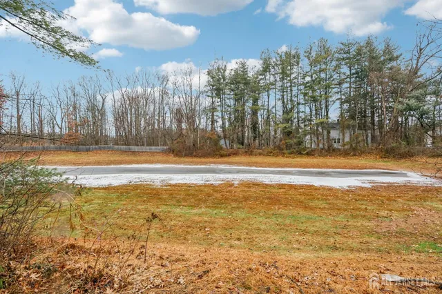 $549,900 | 44 Heather Court, Monmouth Junction, NJ 08852