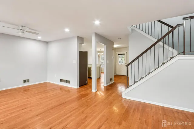 $549,900 | 44 Heather Court, Monmouth Junction, NJ 08852