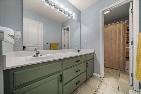 $338,000 | 508 Crews Avenue, Odessa, MO 64076
