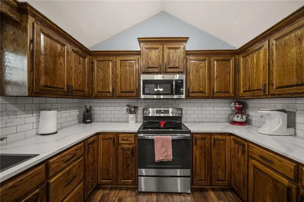 $338,000 | 508 Crews Avenue, Odessa, MO 64076