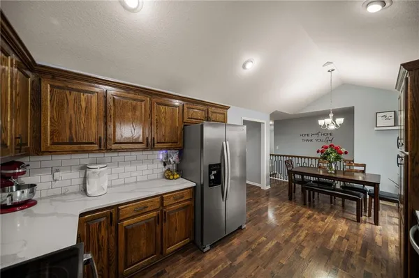 $338,000 | 508 Crews Avenue, Odessa, MO 64076