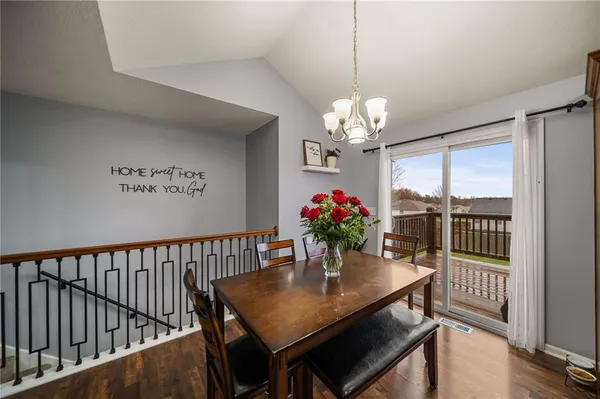 $338,000 | 508 Crews Avenue, Odessa, MO 64076