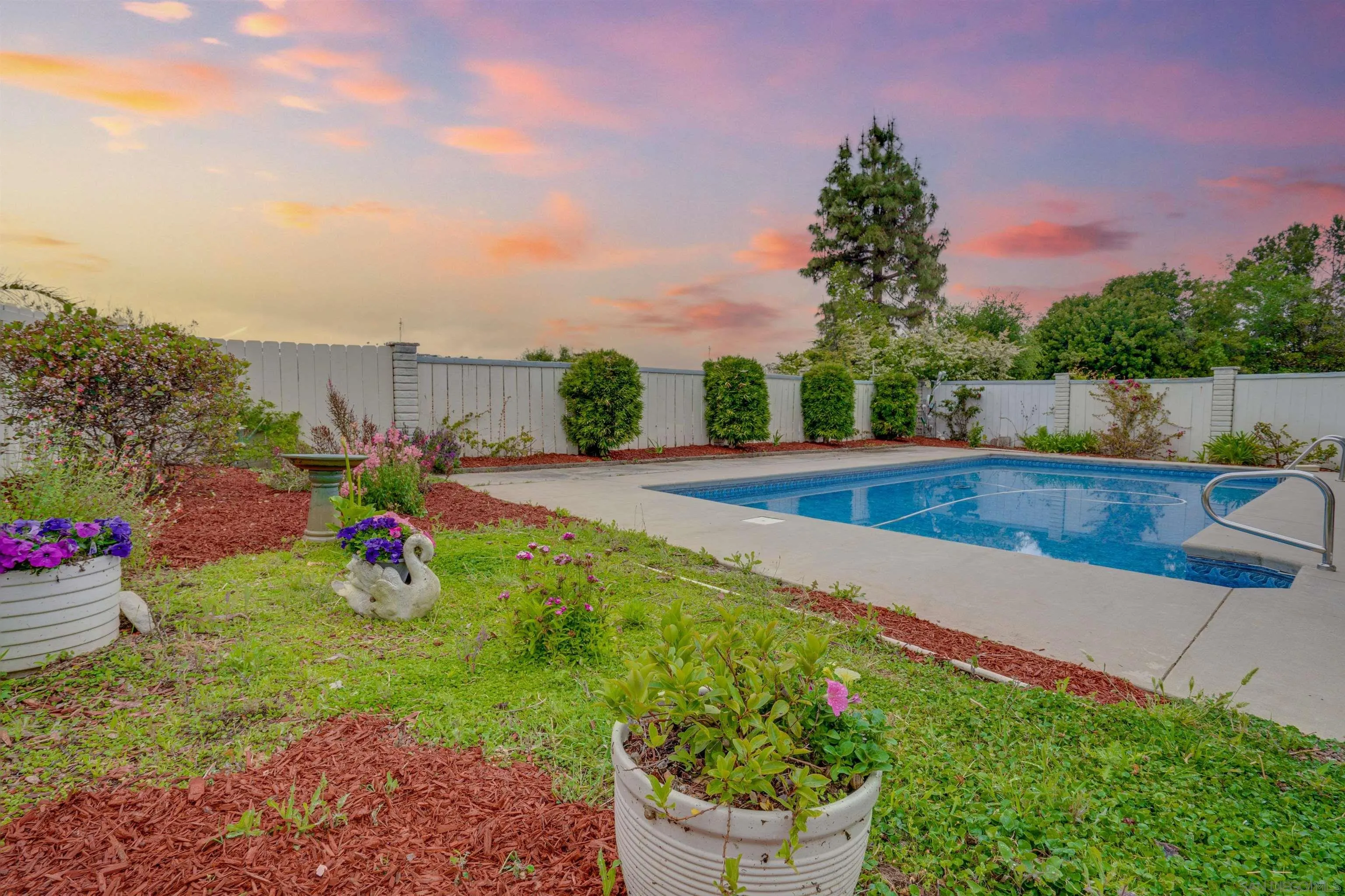 3675 Northcliff Drive Fallbrook, CA 92028 - Photo 36 of 37 a view of a backyard