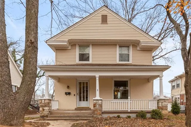 $389,000 | 4007 Genessee Street, Kansas City, MO 64111