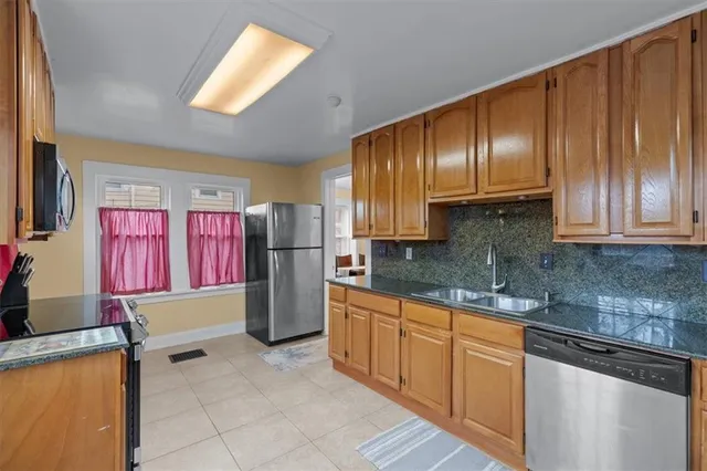 $389,000 | 4007 Genessee Street, Kansas City, MO 64111