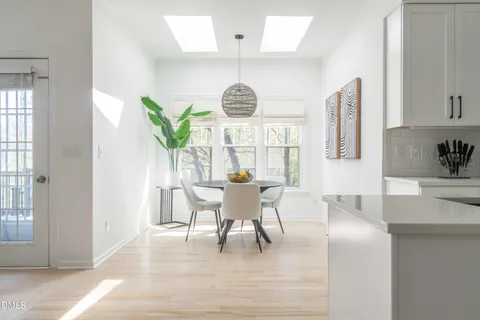 $675,000 | 1512 Cooper Falls Lane, Raleigh, NC 27614