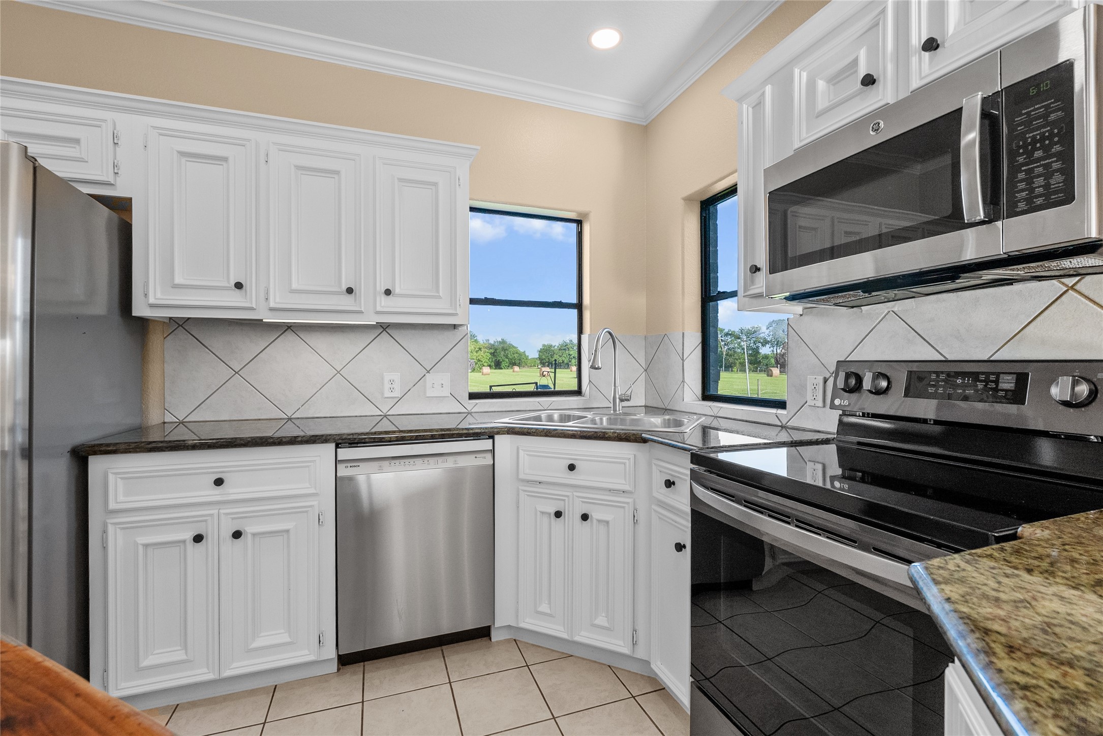 616 County Road 44 Angleton, TX 77515 - Photo 33 of 50 Gallery Image 33