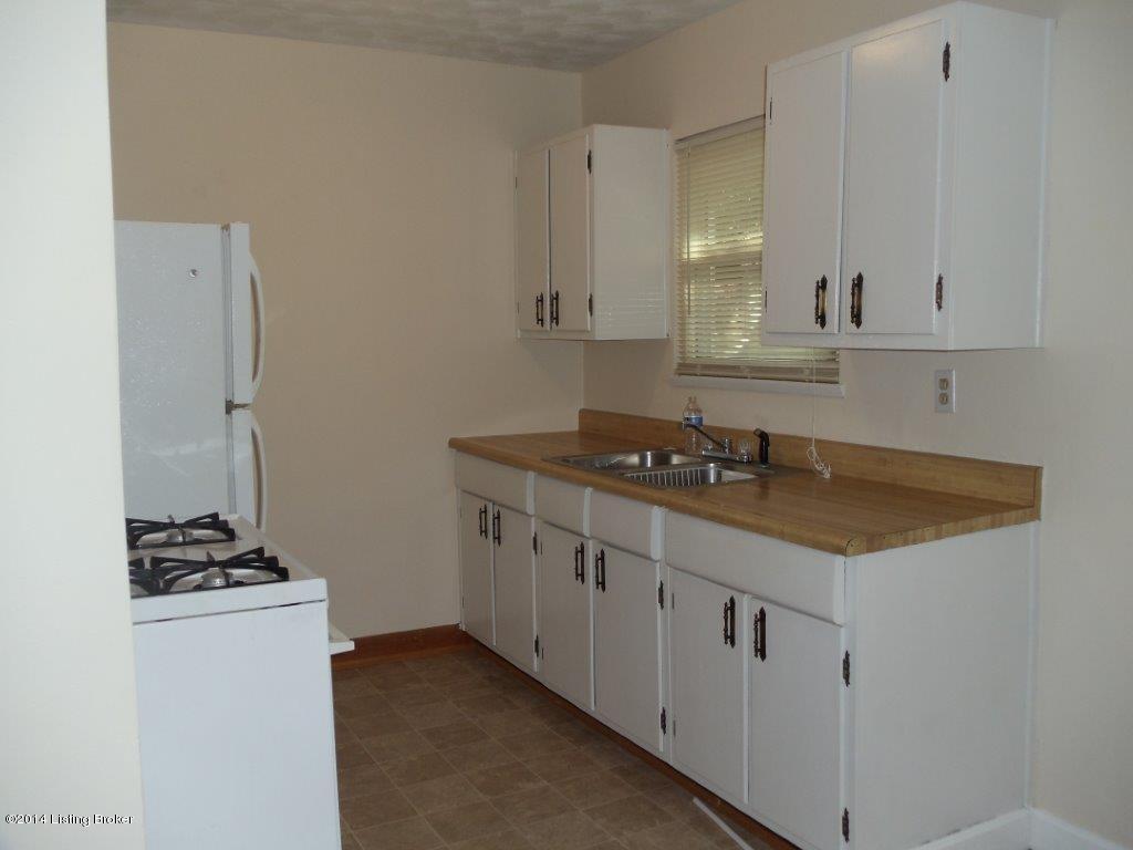 4702 Palma Road Louisville, KY 40272 - Photo 4 of 16 Palma kitchen sink