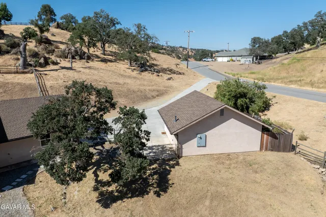 $675,000 | 18551 Jacks Hill Road, Tehachapi, CA 93561