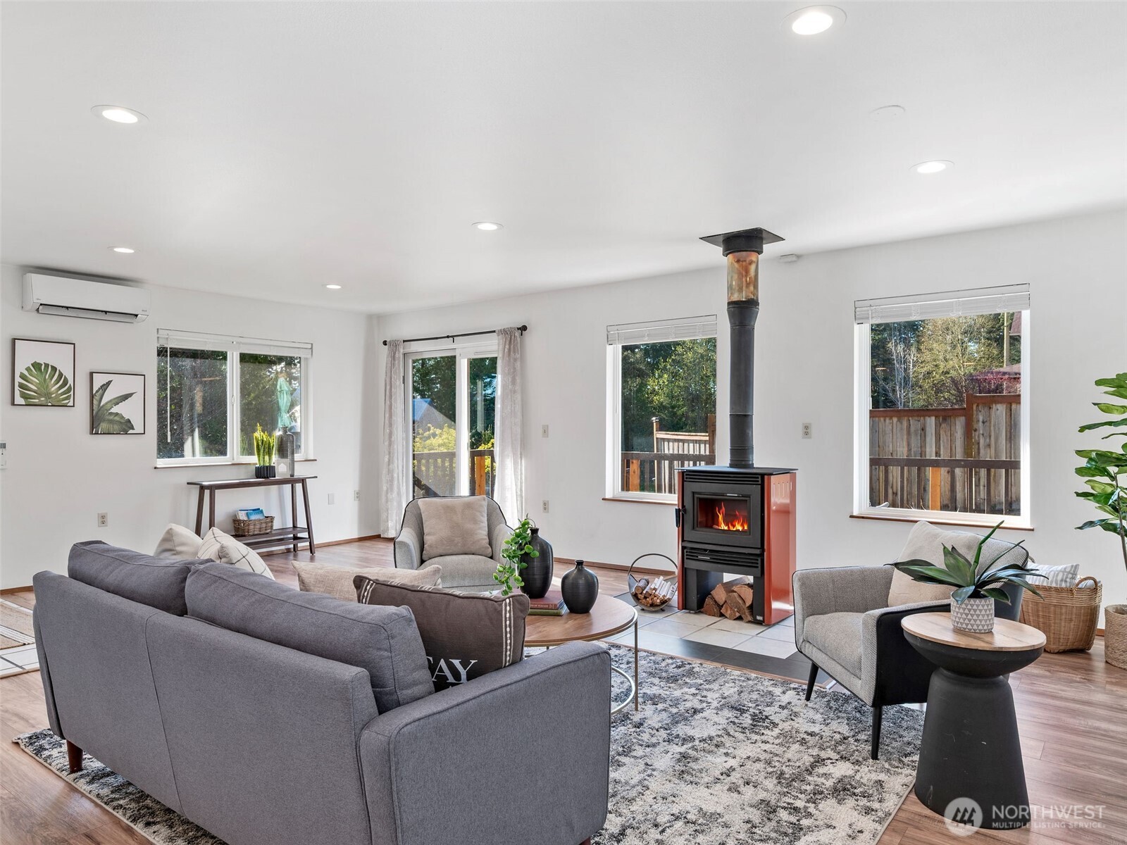 919 43rd Street Port Townsend, WA 98368 - Photo 2 of 28 a living room with furniture and a fireplace