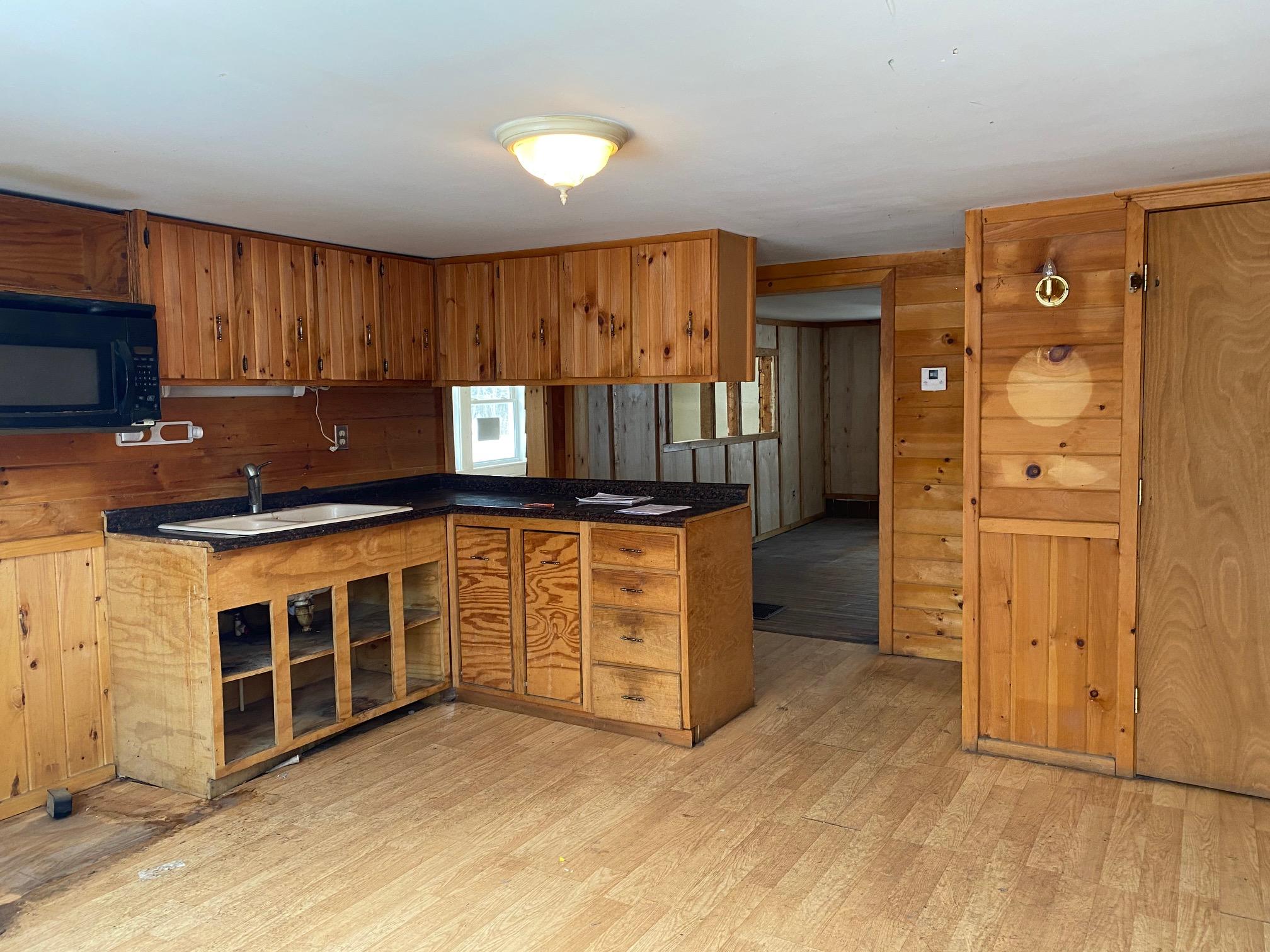 80 Charleston Road Dexter, ME 04930 - Photo 4 of 27 IMG_6301