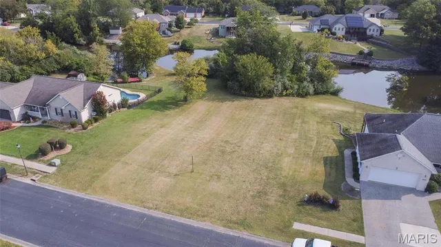 $39,900 | 2812 Scenic Lake Drive, New Athens, IL 62264